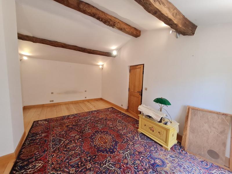 Maison - 185 m² - 5 pièces