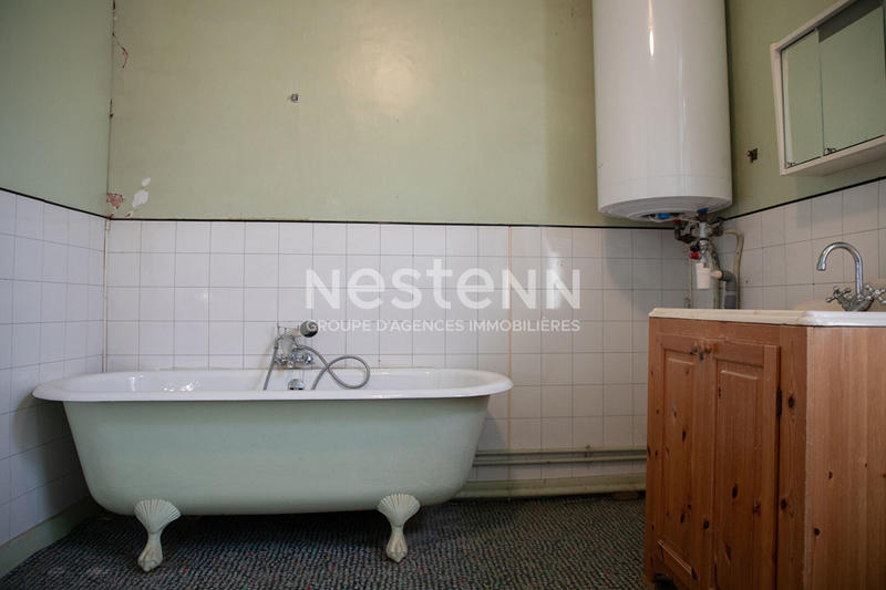 Maison - 259 m² - 10 pièces