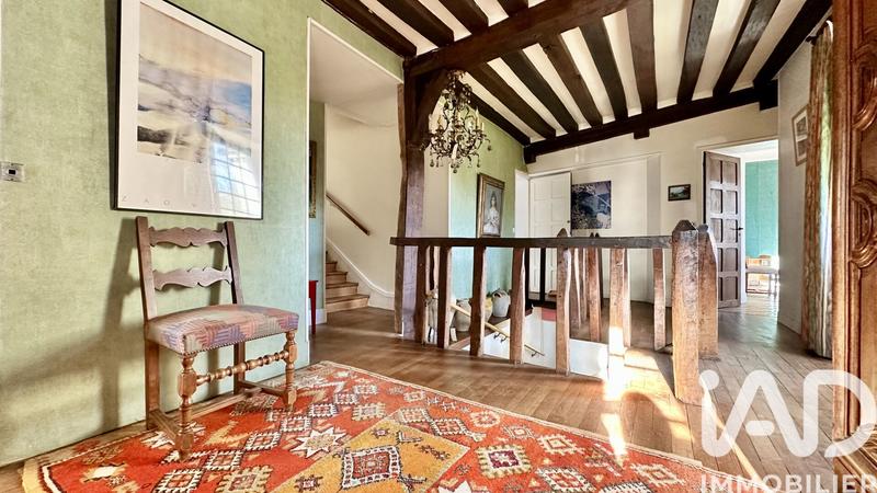 Maison - 311 m² - 8 pièces