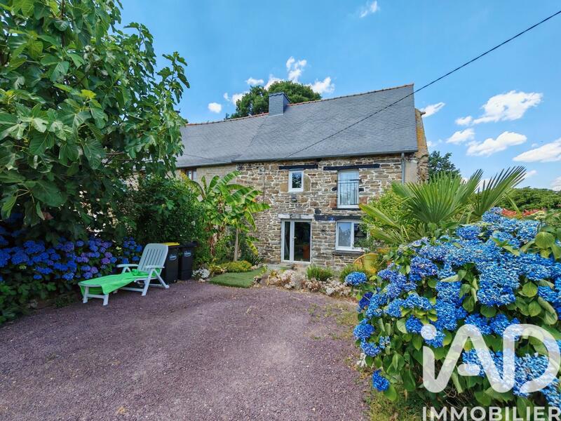 Maison - 98 m² - 5 pièces