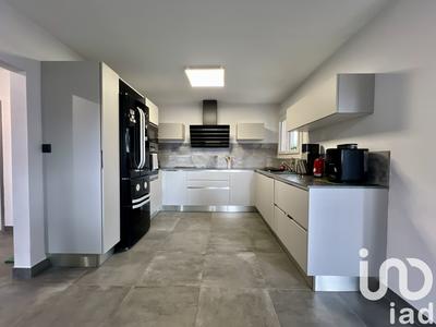 Appartement - 94 m² - 5 pièces