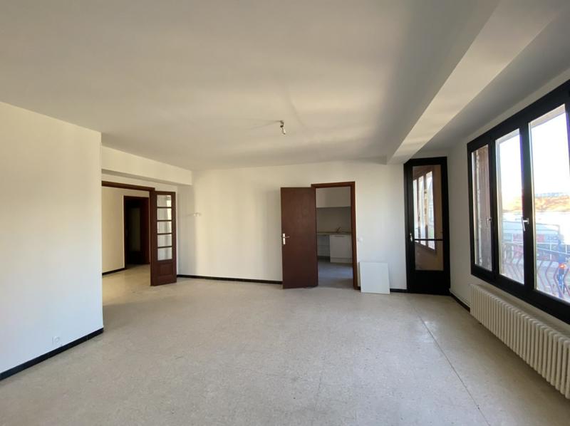 Appartement - 111 m² - 3 pièces