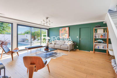 Villa - 160 m² - 6 pièces