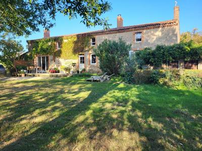 Corps de ferme - 188 m² - 5 pièces