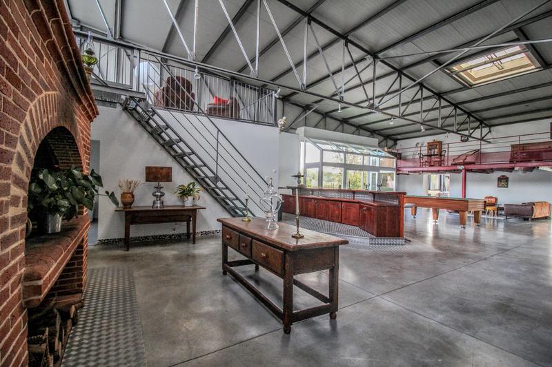 Maison - 500 m² - 6 pièces