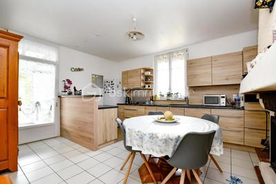 Maison de maîtres - 184 m² - 7 pièces