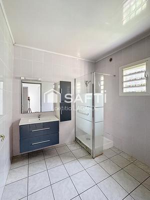 Maison - 70 m² - 4 pièces