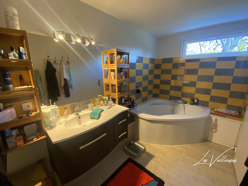 Maison - 115 m² - 4 pièces