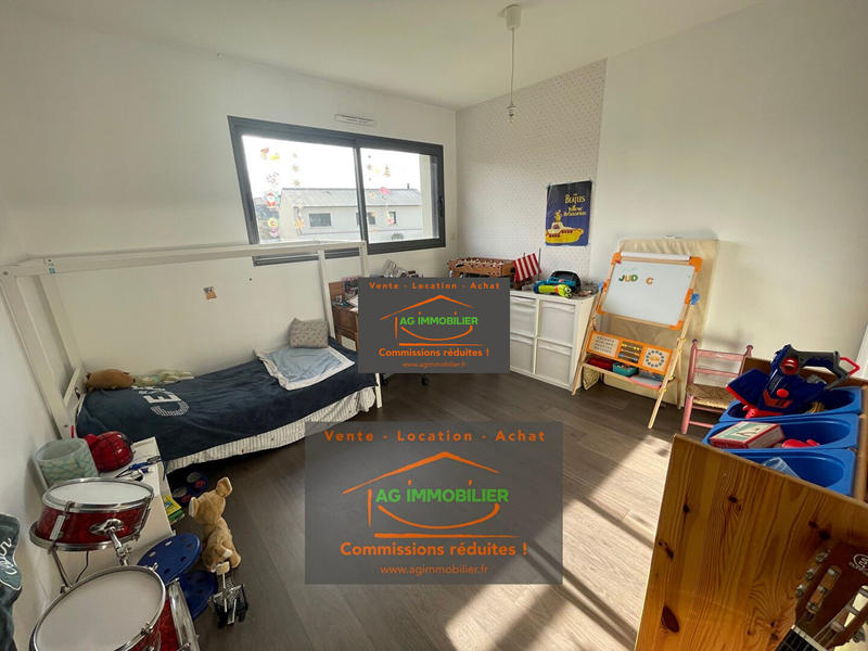 Maison - 175 m² - 7 pièces