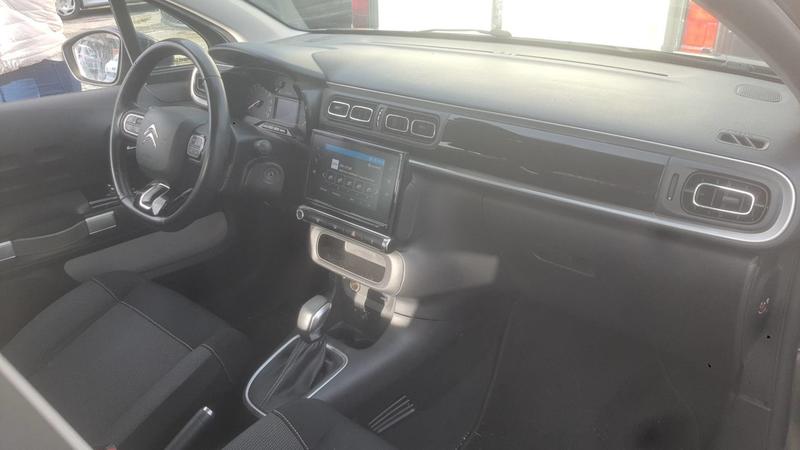 Citroën C3 III 1.2 PureTech 110 Eat6 Shine - Automatique Entretien constructeur