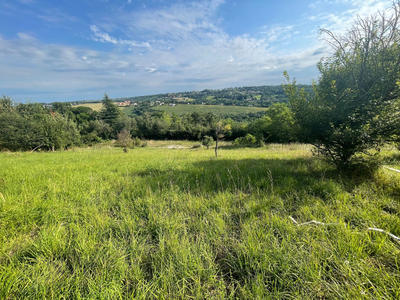 Terrain - 2 500 m²