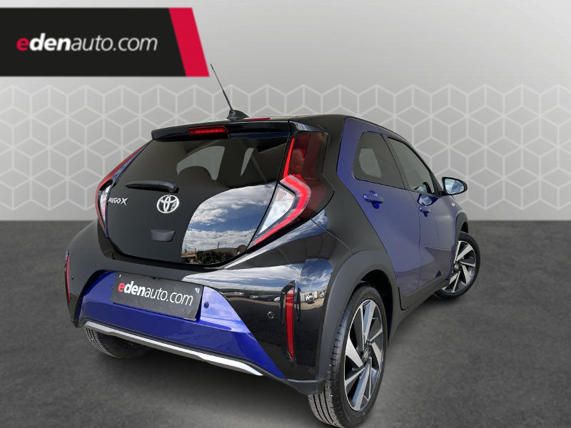 Toyota aygo x 1.0 Vvt-i 72 s-Cvt Undercover avec Jbl