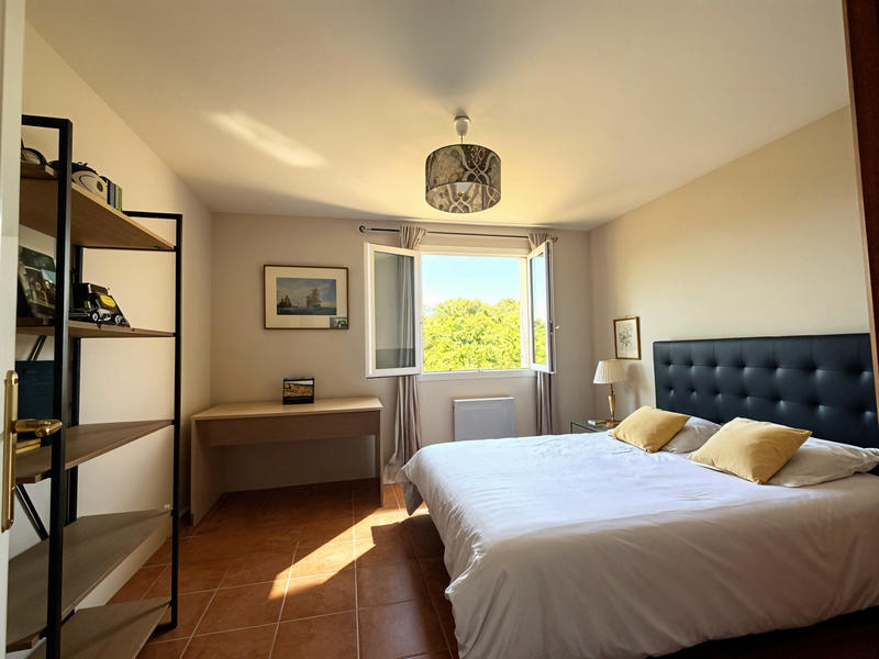 Maison - 200 m² - 5 pièces