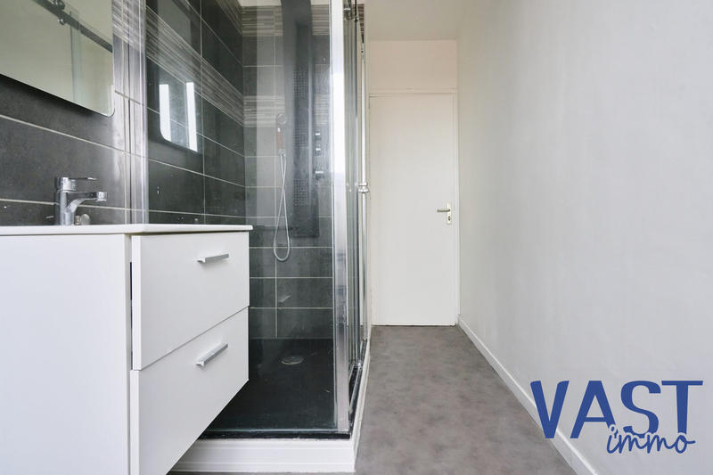 Appartement - 86 m² - 4 pièces