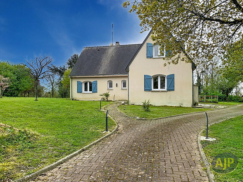 Maison - 160 m² - 5 pièces