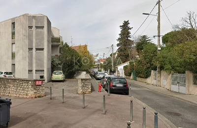 Parking / Garage - 11 m²