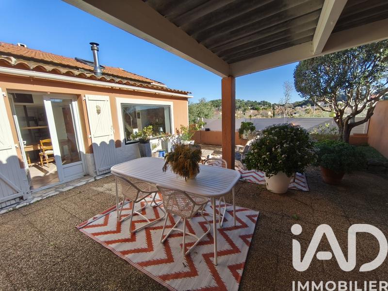 Maison - 121 m² - 5 pièces