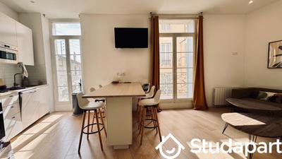 Chambre - 14 m² - 1 pièce