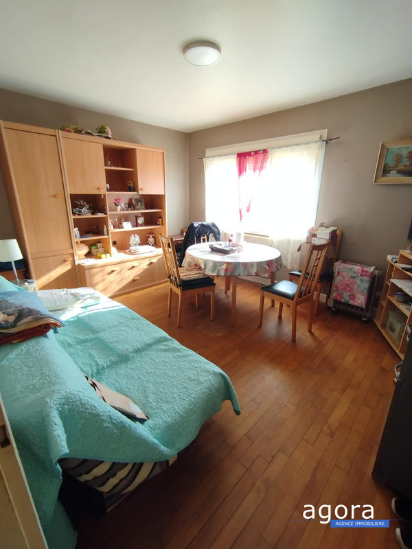 Maison - 100 m² - 6 pièces