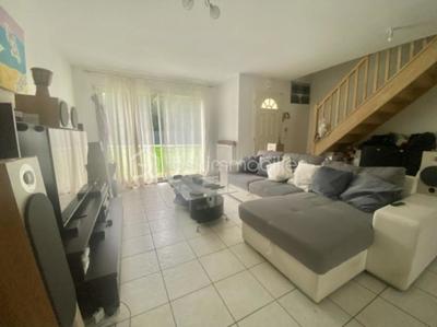 Maison - 148 m² - 7 pièces