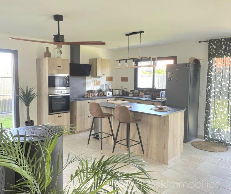 Maison - 100 m² - 4 pièces