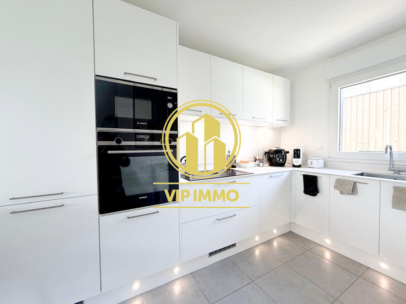 Maison - 85 m² - 5 pièces