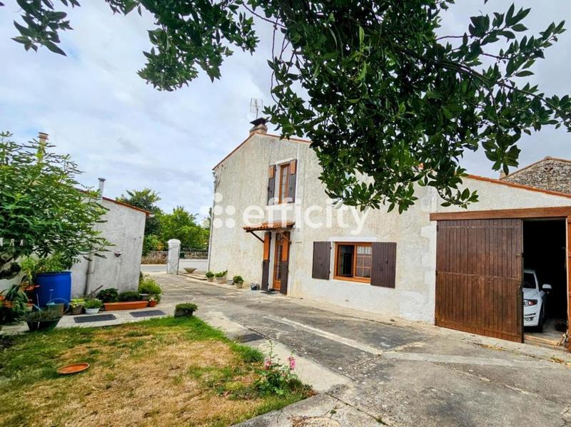 Maison - 85 m² - 5 pièces