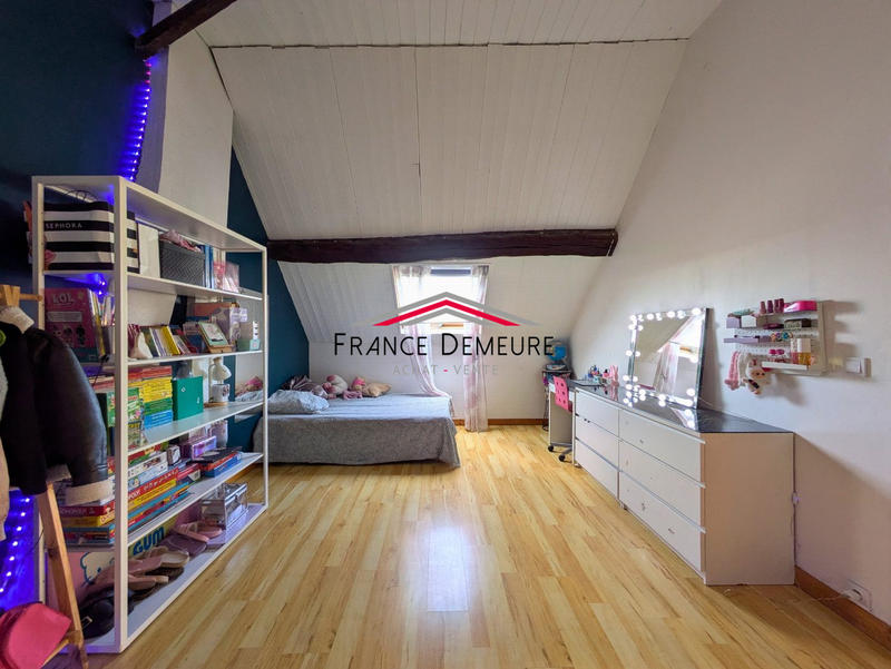 Maison traditionnelle - 108 m² - 5 pièces