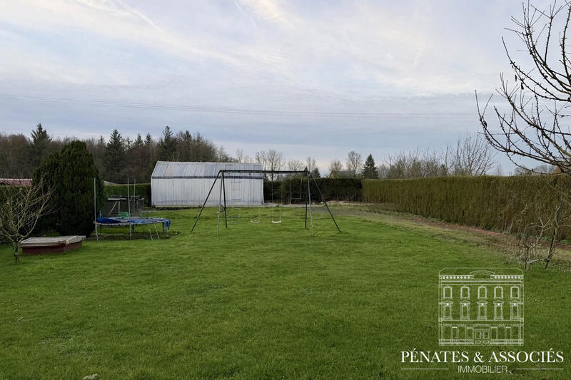 Maison - 97 m² - 5 pièces