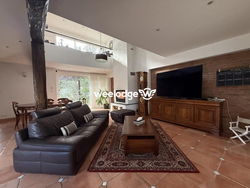 Maison ancienne - 225 m² - 7 pièces