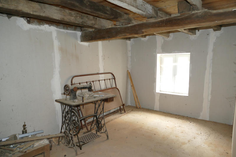 Maison - 96 m² - 4 pièces