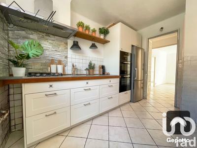 Appartement - 65 m² - 4 pièces