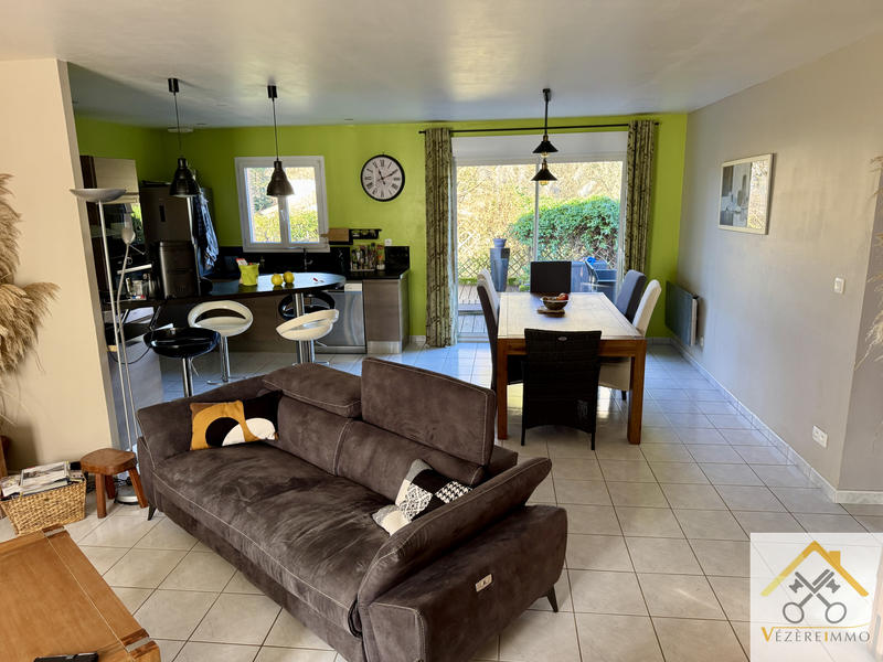 Maison - 94 m² - 4 pièces