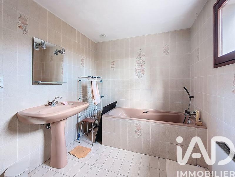 Maison - 92 m² - 4 pièces