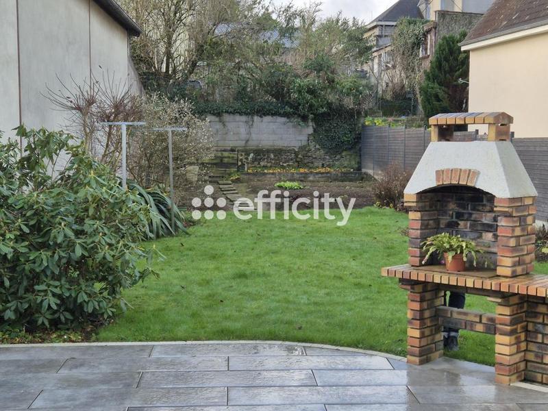 Maison - 142 m² - 7 pièces