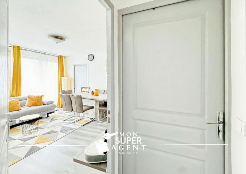 Appartement - 65 m² - 4 pièces