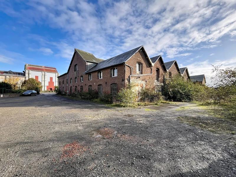 Bureau - 335 m² - 8 pièces