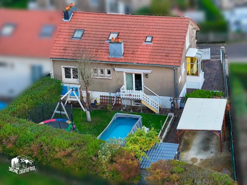 Maison - 135 m² - 7 pièces