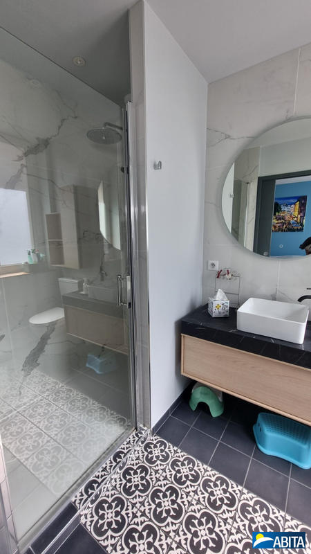 Appartement - 98 m² - 4 pièces