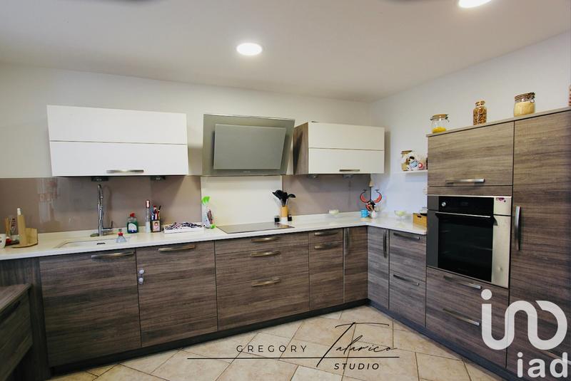 Maison - 167 m² - 6 pièces