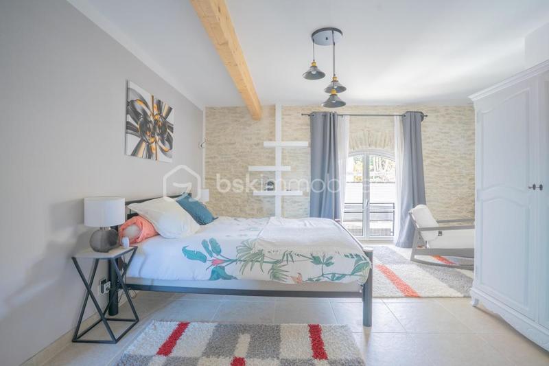 Maison - 190 m² - 7 pièces
