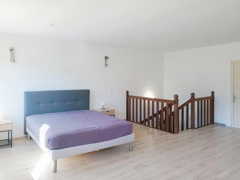 Maison - 138 m² - 5 pièces