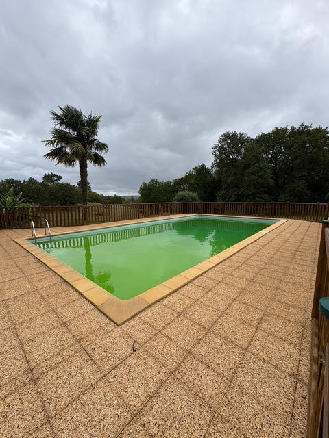 Propriété - 300 m² - 13 pièces