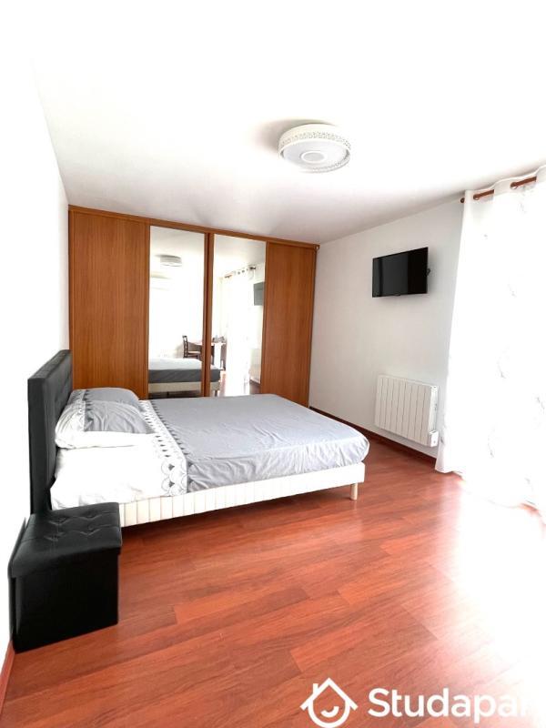 Chambre - 25 m² - 1 pièce