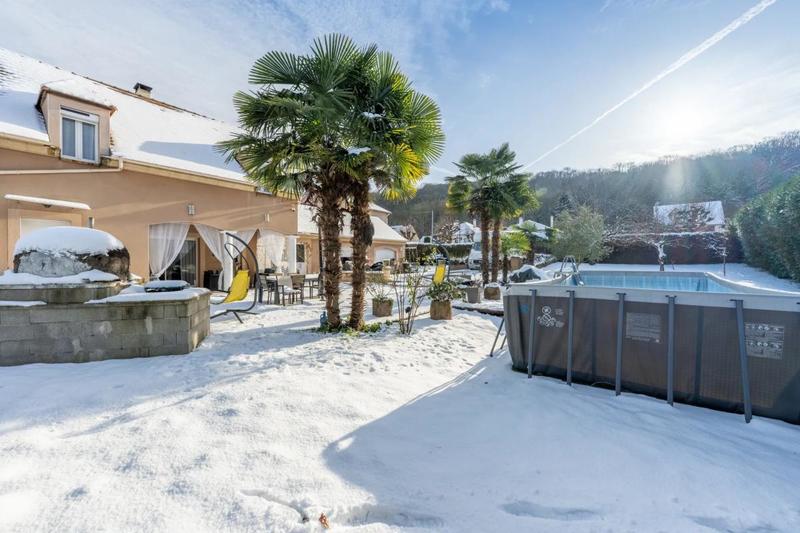 Maison - 167 m² - 7 pièces