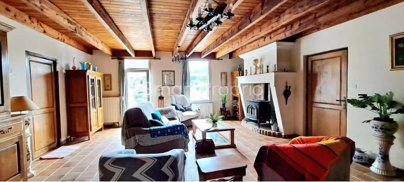 Maison - 190 m² - 8 pièces