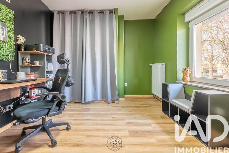 Maison - 98 m² - 5 pièces