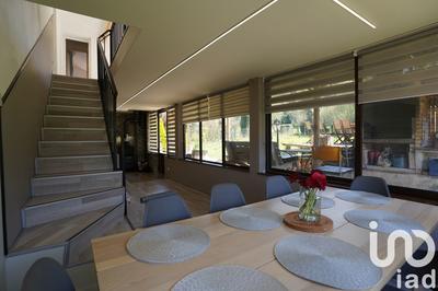 Maison - 162 m² - 6 pièces