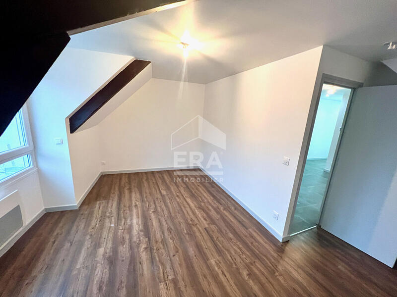 Immeuble - 9 pièces