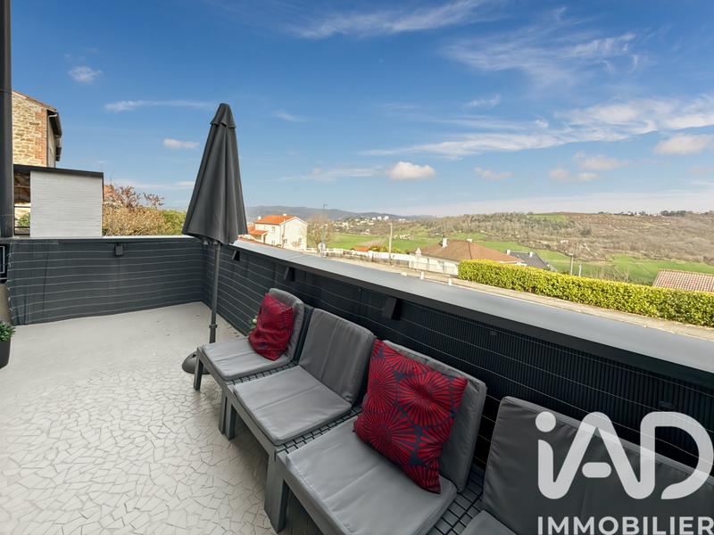 Maison - 90 m² - 4 pièces